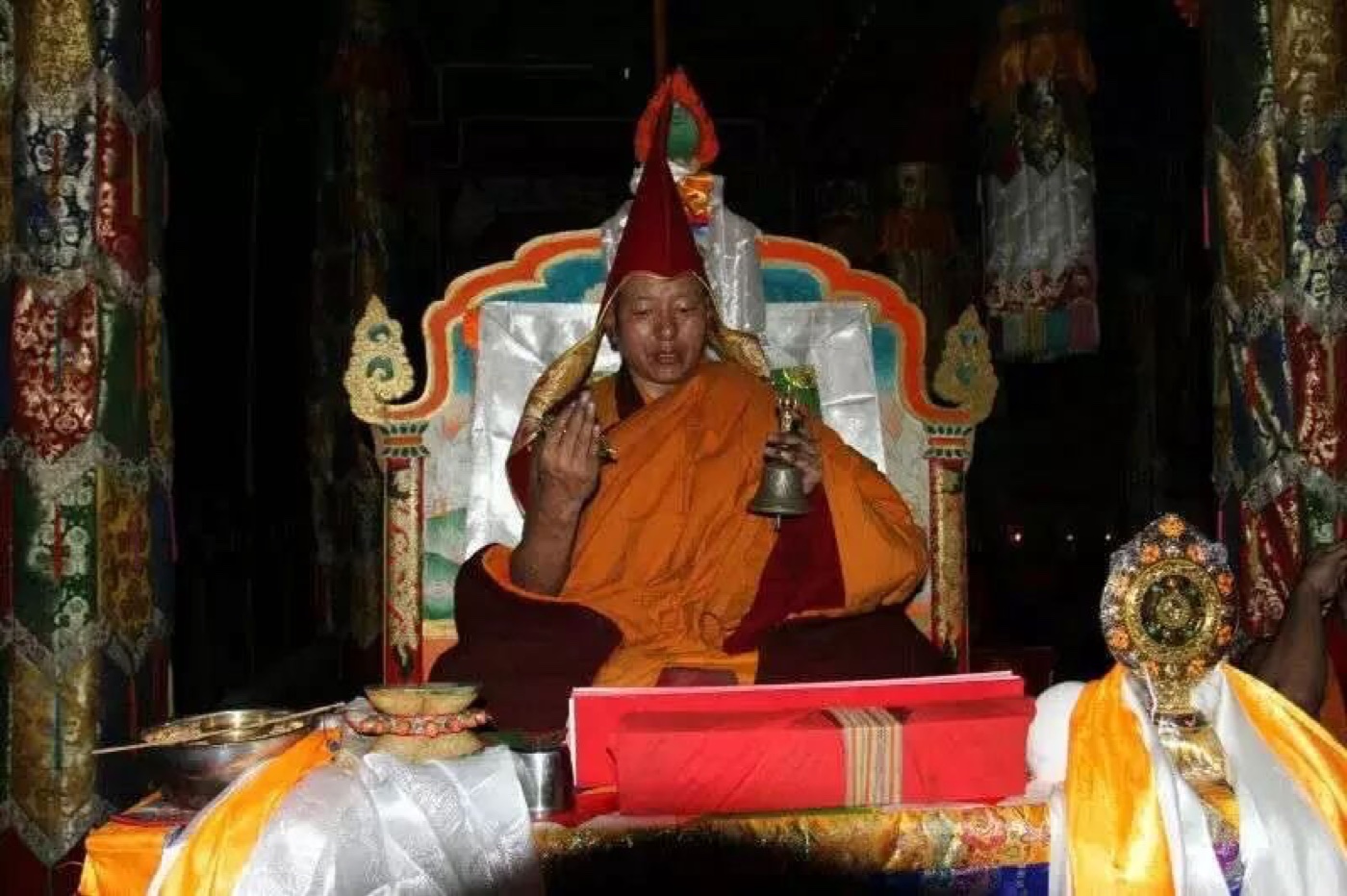 阿旺云丹加措上师 · Ngawang Yönten Gyatso
