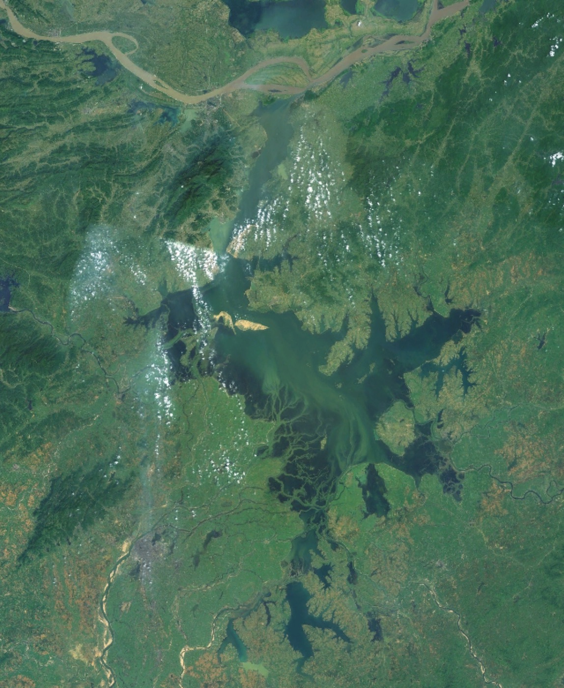 鄱阳湖